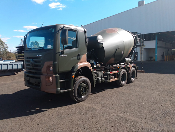  Caminhões Betoneira 