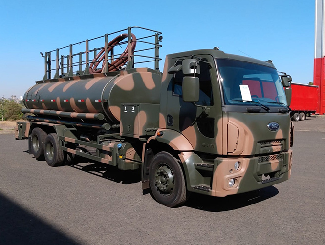  Caminhão Tanque de Água / Combate a Incêndio 